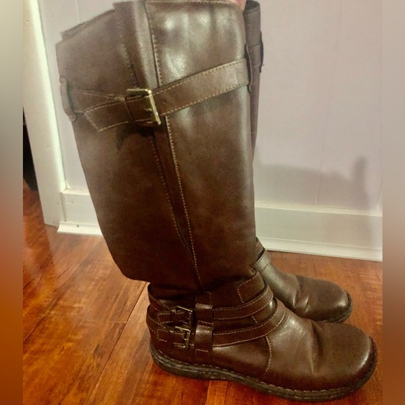 Sale 🔥Born boots! Gorgeous for fall size 7.5 - Picture 3 of 10